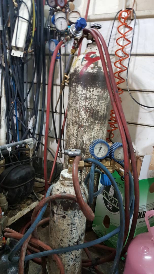 دستگاه هواگاز